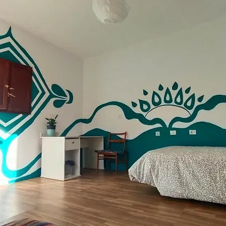Peaceful Retreat, Connection And Pause *